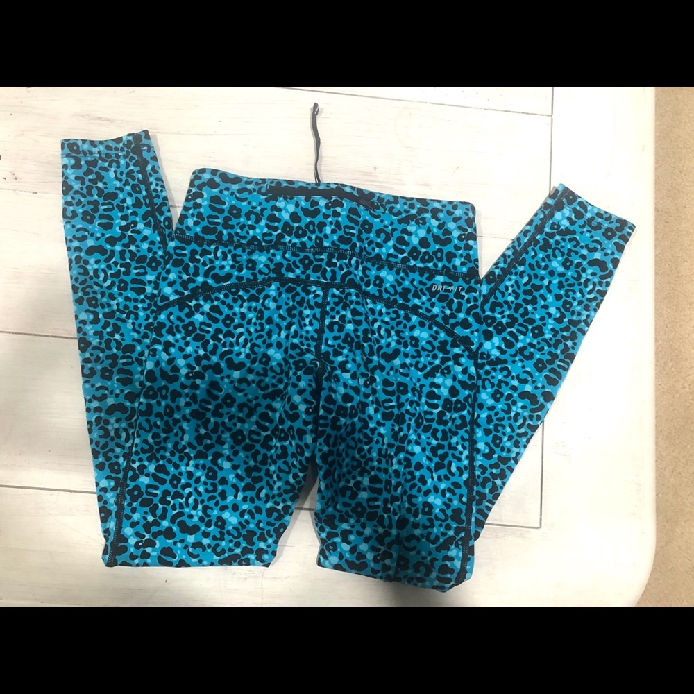 Nike leggings